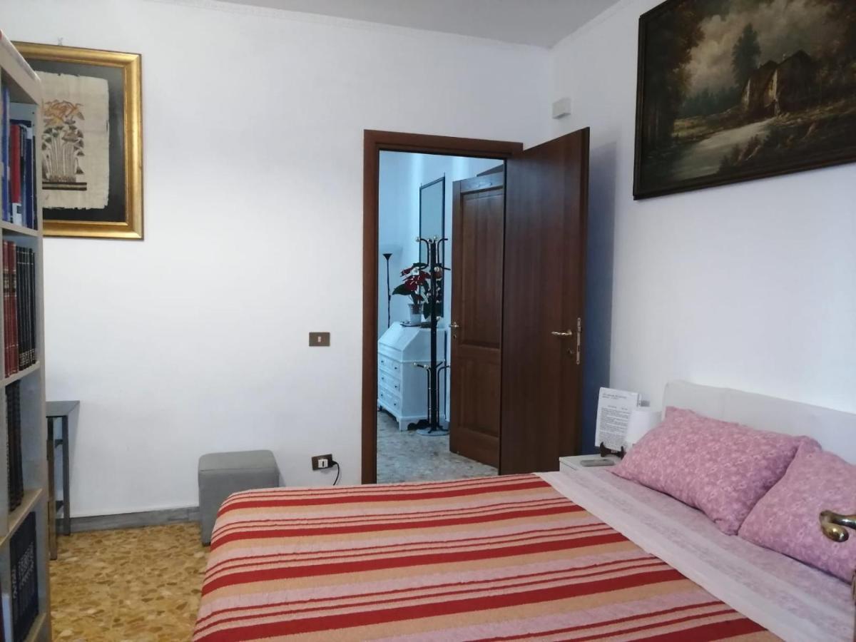 Apartamento In The Heart Of Roma Exterior foto